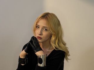 AmeliaHatta Live Cam live cam verified models