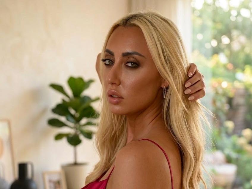 AntoniaMoon_ Live Cam live cam Facefuck