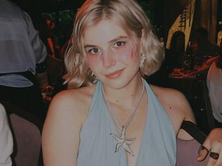 CourtneyGlass Live Cam live cam big