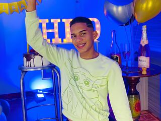 DylamAmadeus Live Cam live cam gangbang