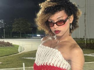 Elianaclarsons Live Cam live cam small tits