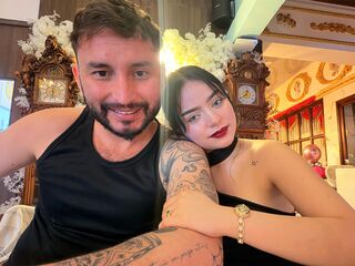 EvaAndJacob Live Cam live cam outdoors