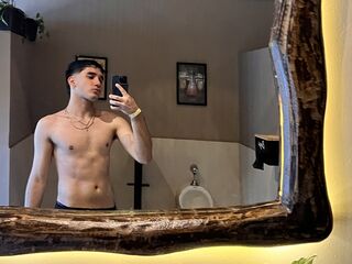 LeoPardos Live Cam live cam thick