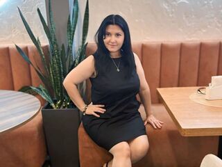 LuisaMiller Live Cam live cam body