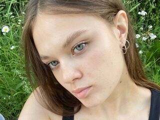 NoeliaMeara Live Cam live cam standing