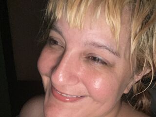 SamieAldridge Live Cam live cam mom