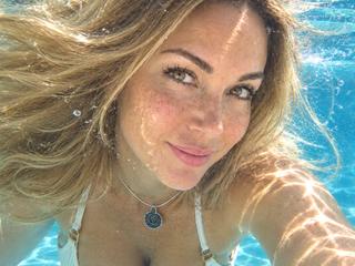 ellisagirl Live Cam live cam bisexual